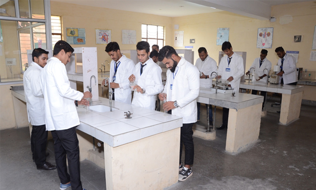 Top Pharmacy Colleges in Uttar Pradesh 2022